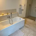 Διαμέρισμα Pierside - Pier 2 *